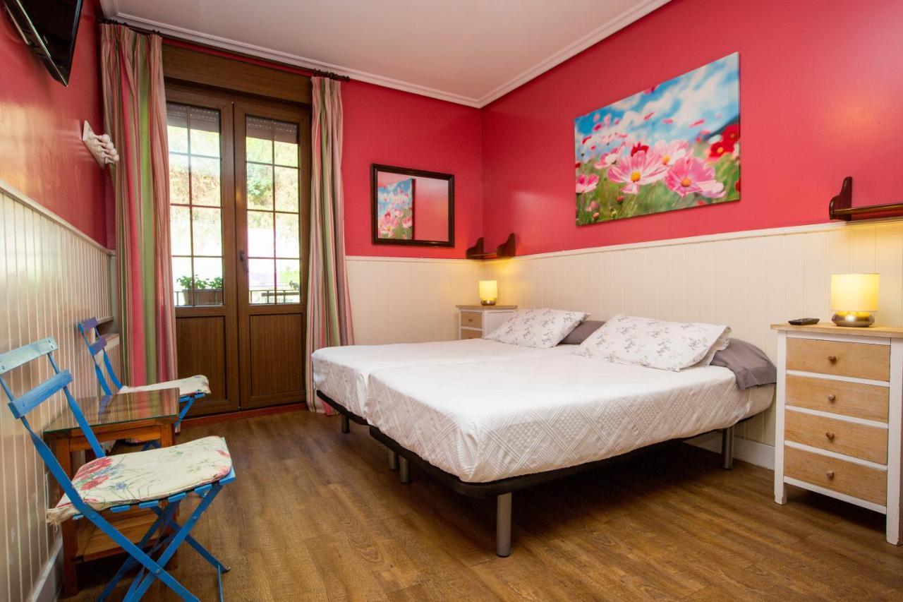 Pension Amaiur San Sebastián Exterior foto